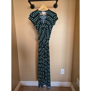 Joseph Ribkoff size 6 maxi dress with wraparound tie